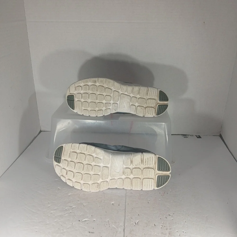 Nike step into